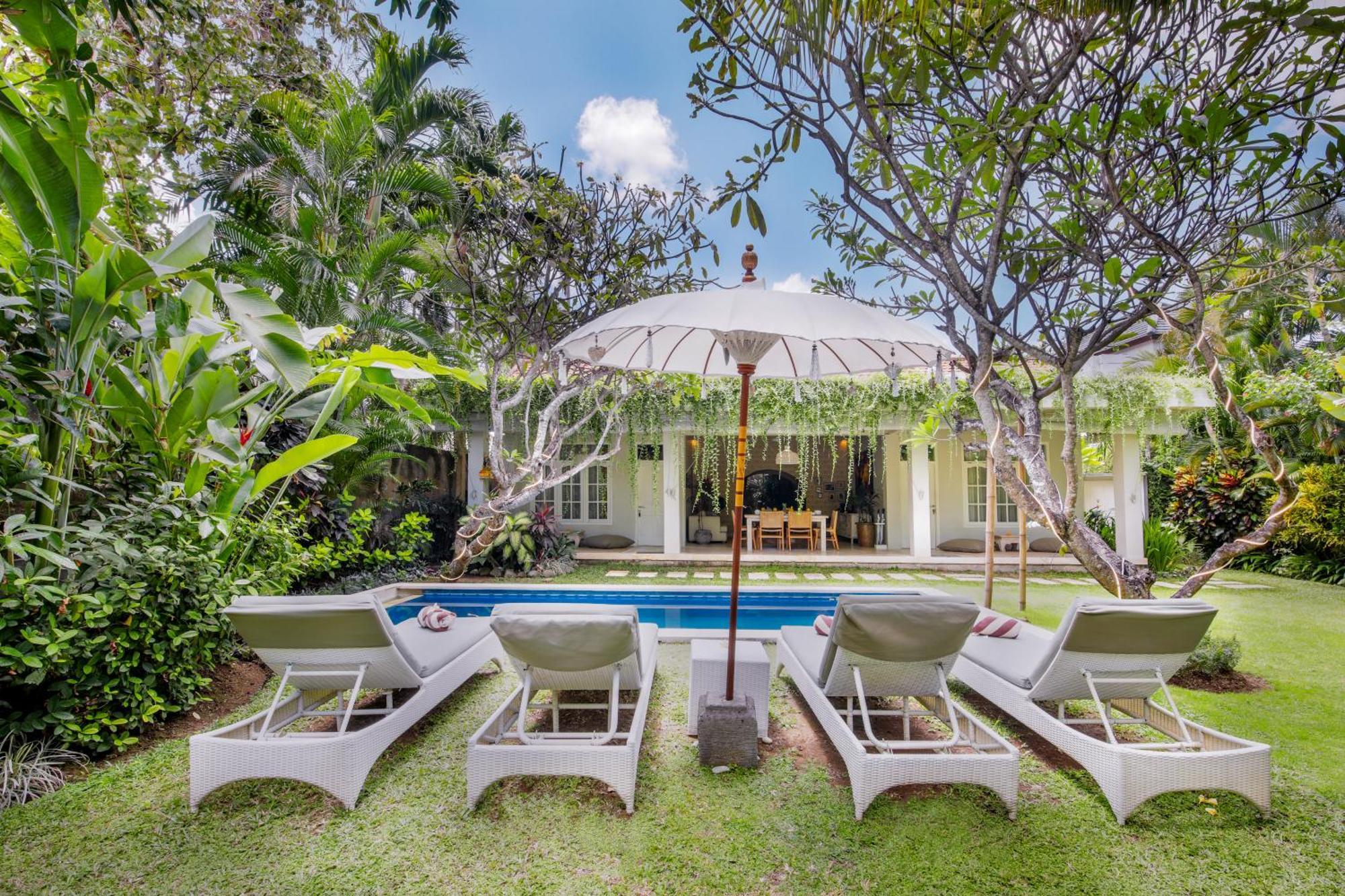 Villa Lodek Deluxe Seminyak Dış mekan fotoğraf
