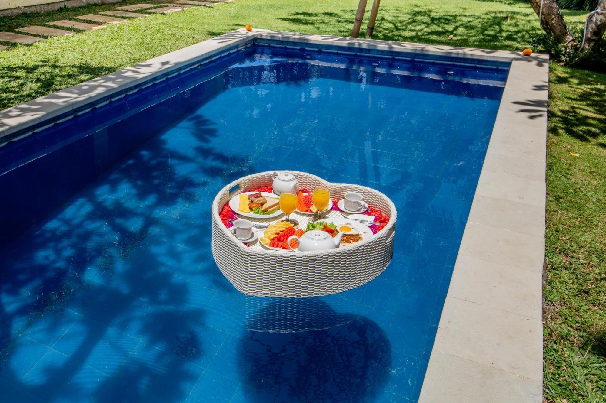 Villa Lodek Deluxe Seminyak Dış mekan fotoğraf