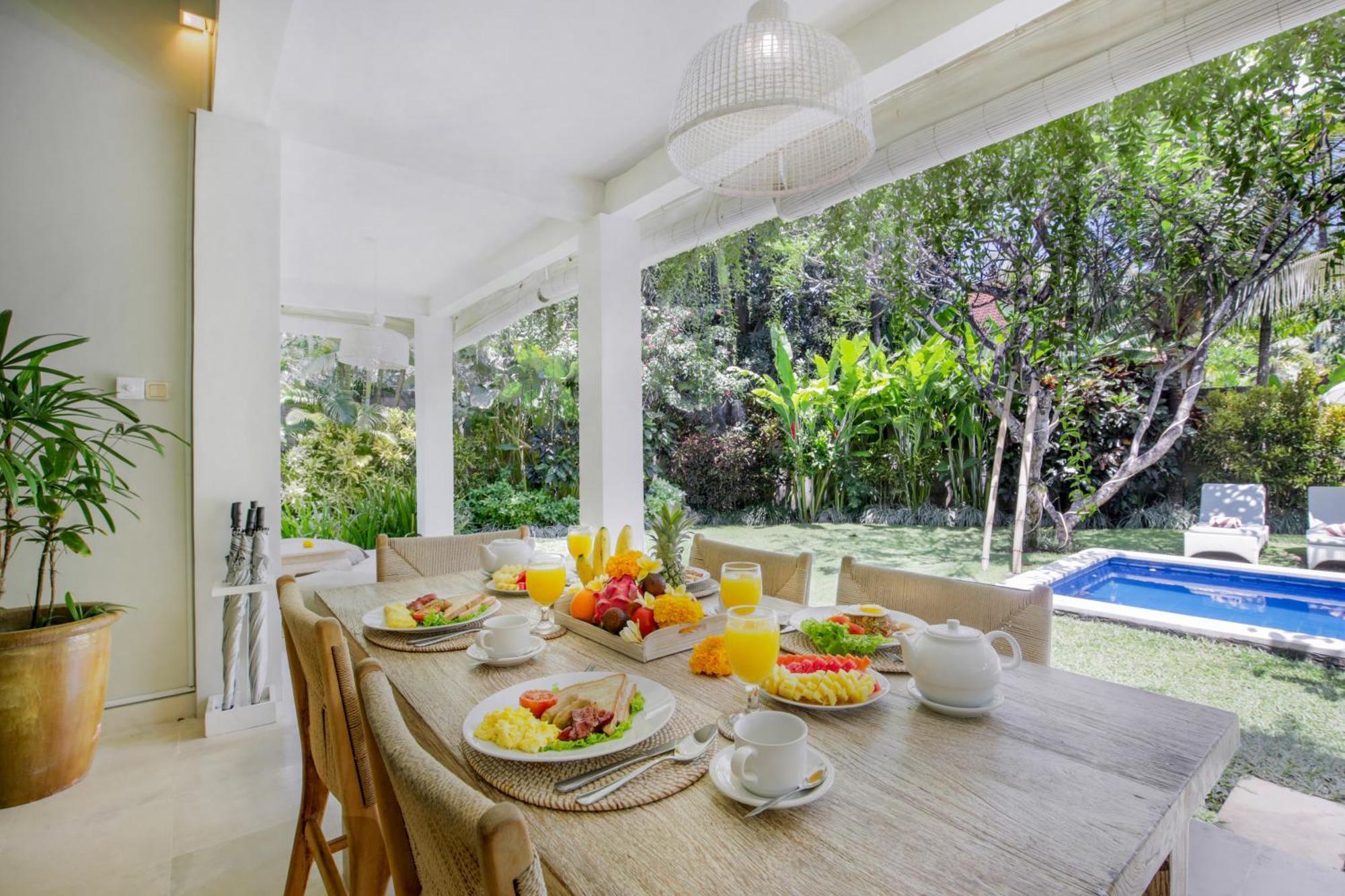 Villa Lodek Deluxe Seminyak Dış mekan fotoğraf