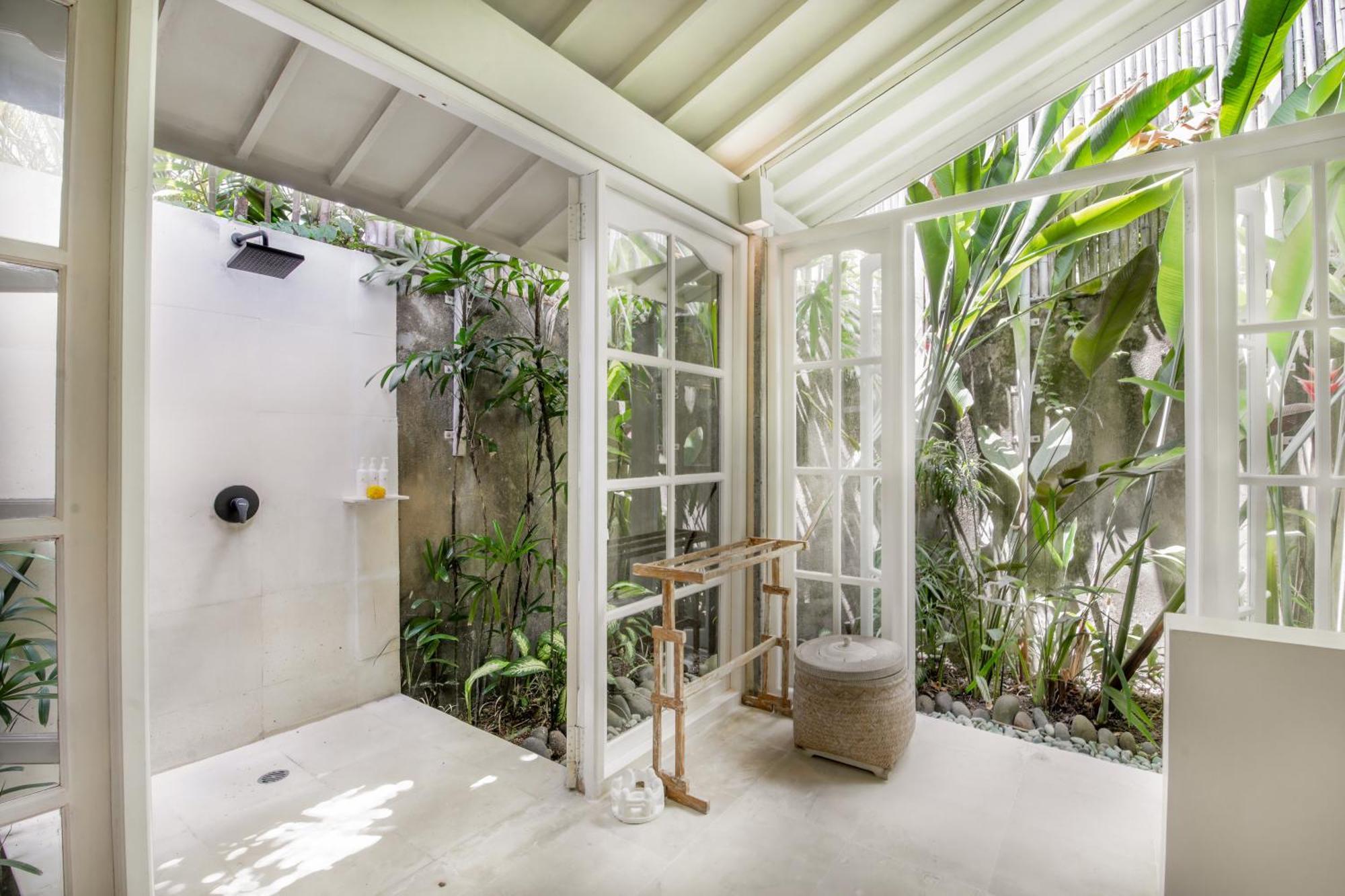 Villa Lodek Deluxe Seminyak Dış mekan fotoğraf