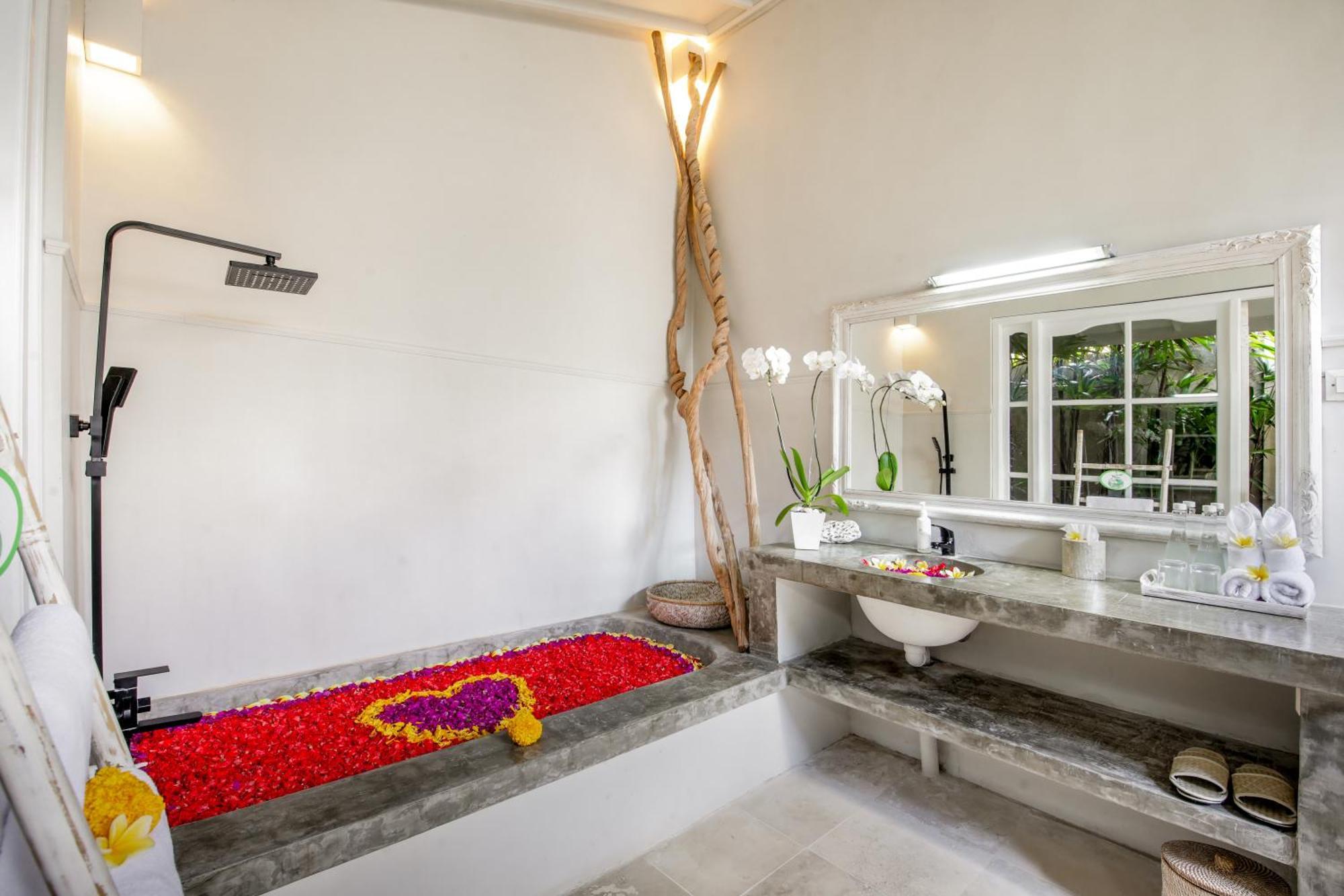 Villa Lodek Deluxe Seminyak Dış mekan fotoğraf