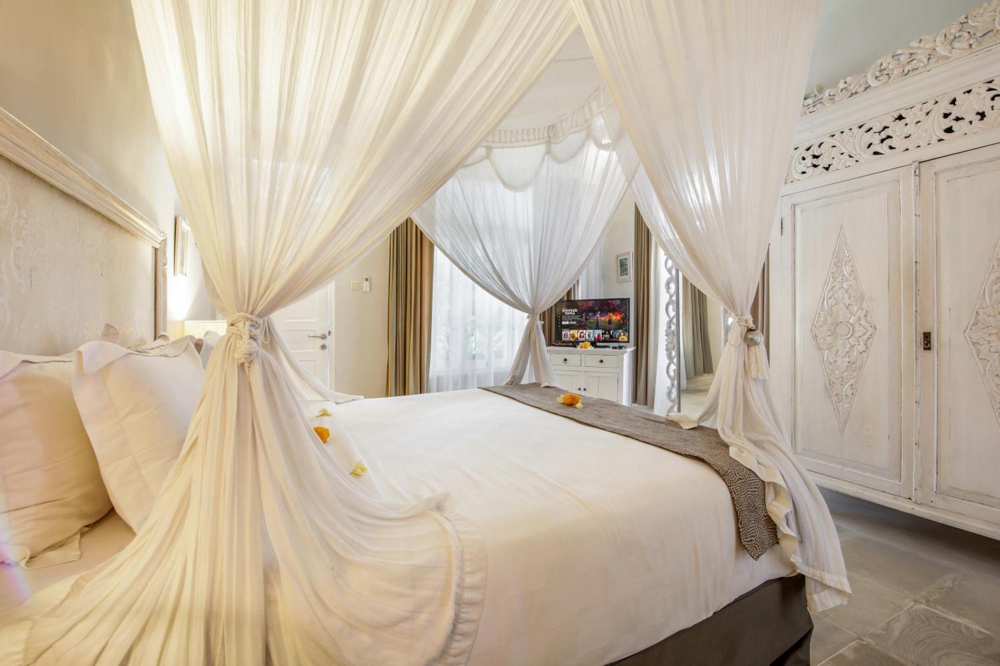Villa Lodek Deluxe Seminyak Dış mekan fotoğraf