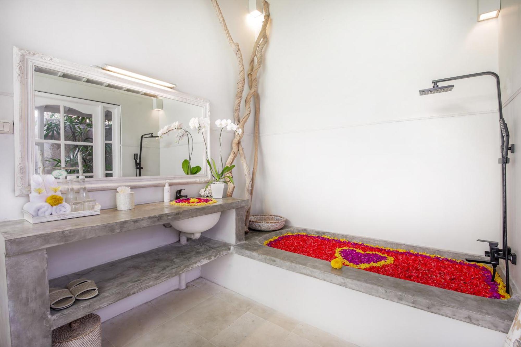 Villa Lodek Deluxe Seminyak Dış mekan fotoğraf