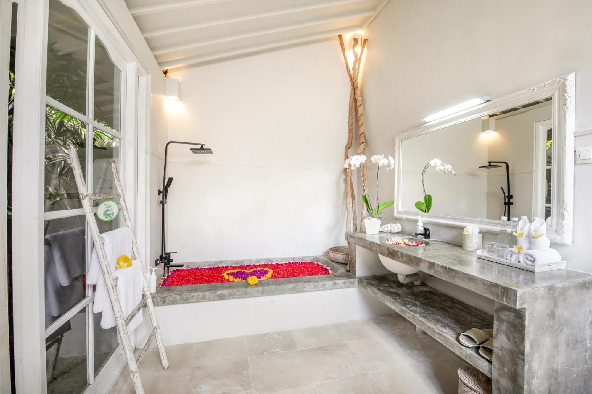 Villa Lodek Deluxe Seminyak Dış mekan fotoğraf