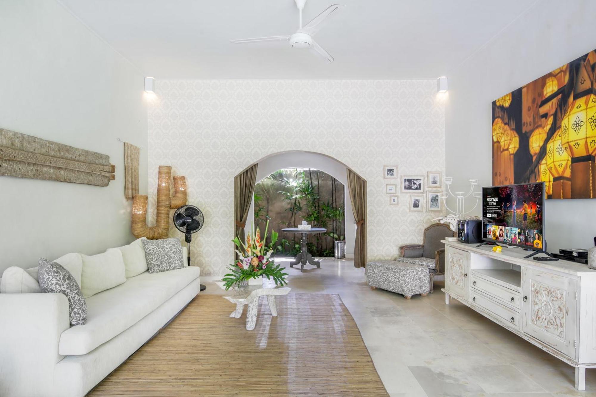 Villa Lodek Deluxe Seminyak Dış mekan fotoğraf